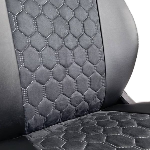 Чехлы Алькантара на Hyundai Getz 2002-2011 г.в. Чехлы Алькантара на Hyundai Getz 2002-2011 г.в.