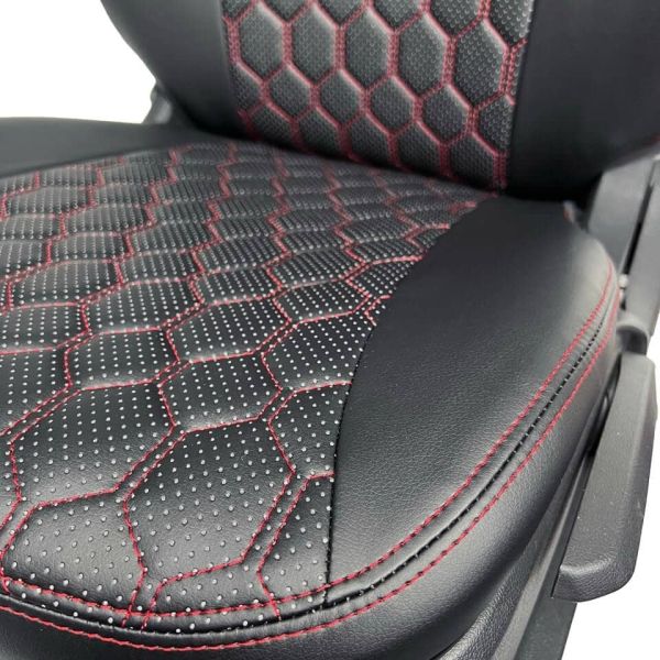 Чехлы Экокожа Ромб на Hyundai Getz 2002-2011 г.в. Чехлы Экокожа Ромб на Hyundai Getz 2002-2011 г.в.