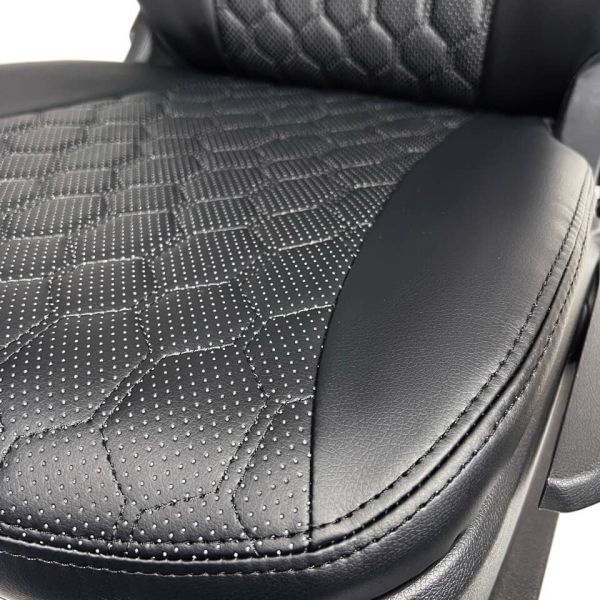 Чехлы Экокожа Ромб на Hyundai Getz 2002-2011 г.в. Чехлы Экокожа Ромб на Hyundai Getz 2002-2011 г.в.